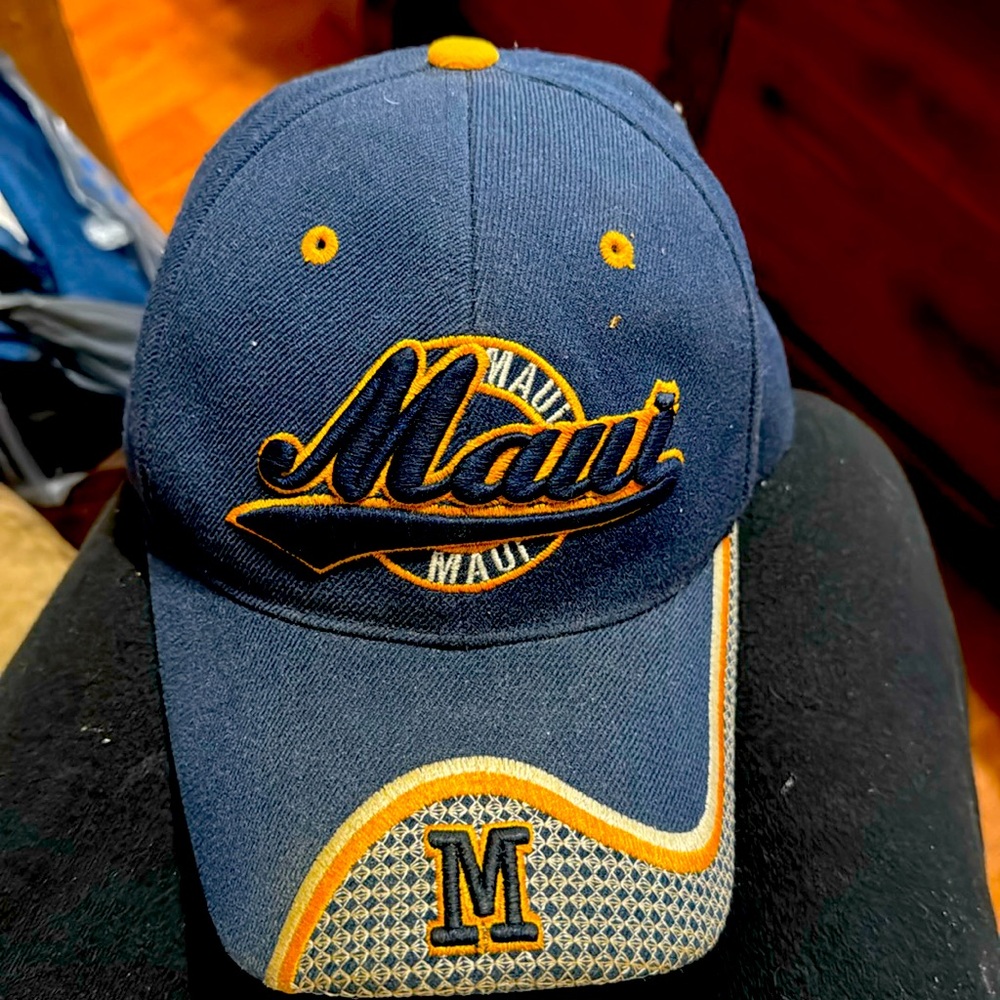 MAUI hat used